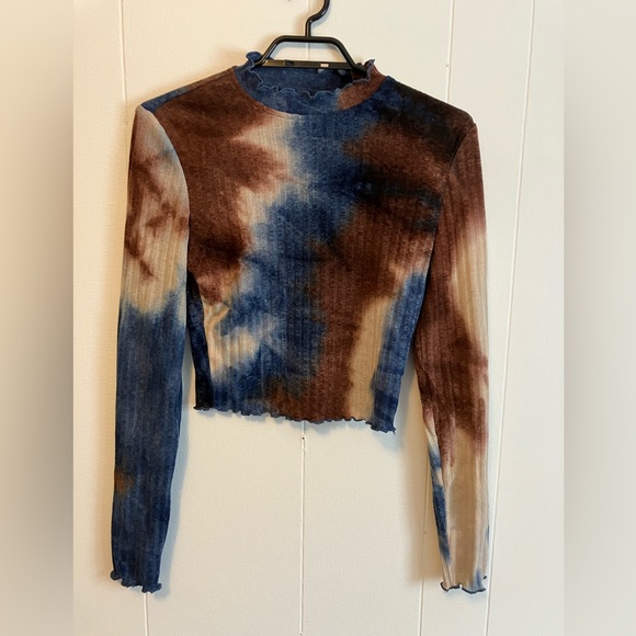 SHEIN Tops - SHEIN Crop Top Long Sleeve